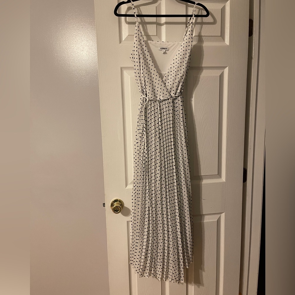 Express dotted wrap dress